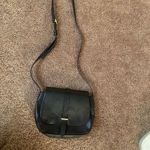 Gap crossbody